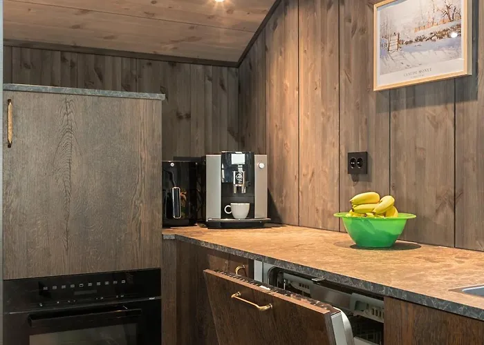 New Cozy And Large With Private Jacuzzi And Sauna