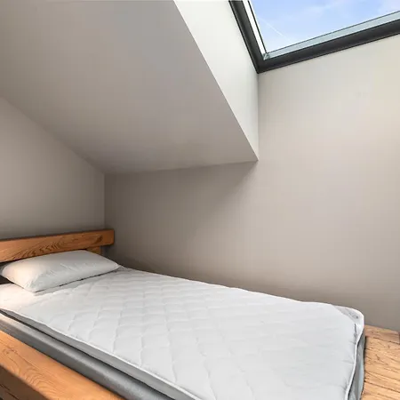 New Cozy And Large With Private Jacuzzi And Sauna